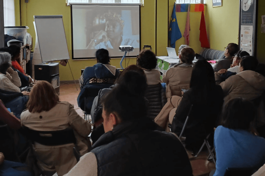 Pachamama Muyeres Migratas Tejiendo Redes de Apoyo Fondo Radix Calala Otro Tiempo (Weaving Support Networks)