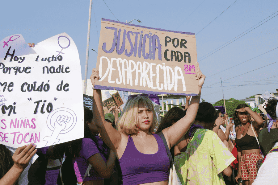 Violencia digital contra defensoras de derechos humanos - Calala Fondo de Mujeres